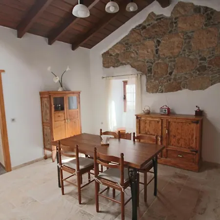 Dani House *